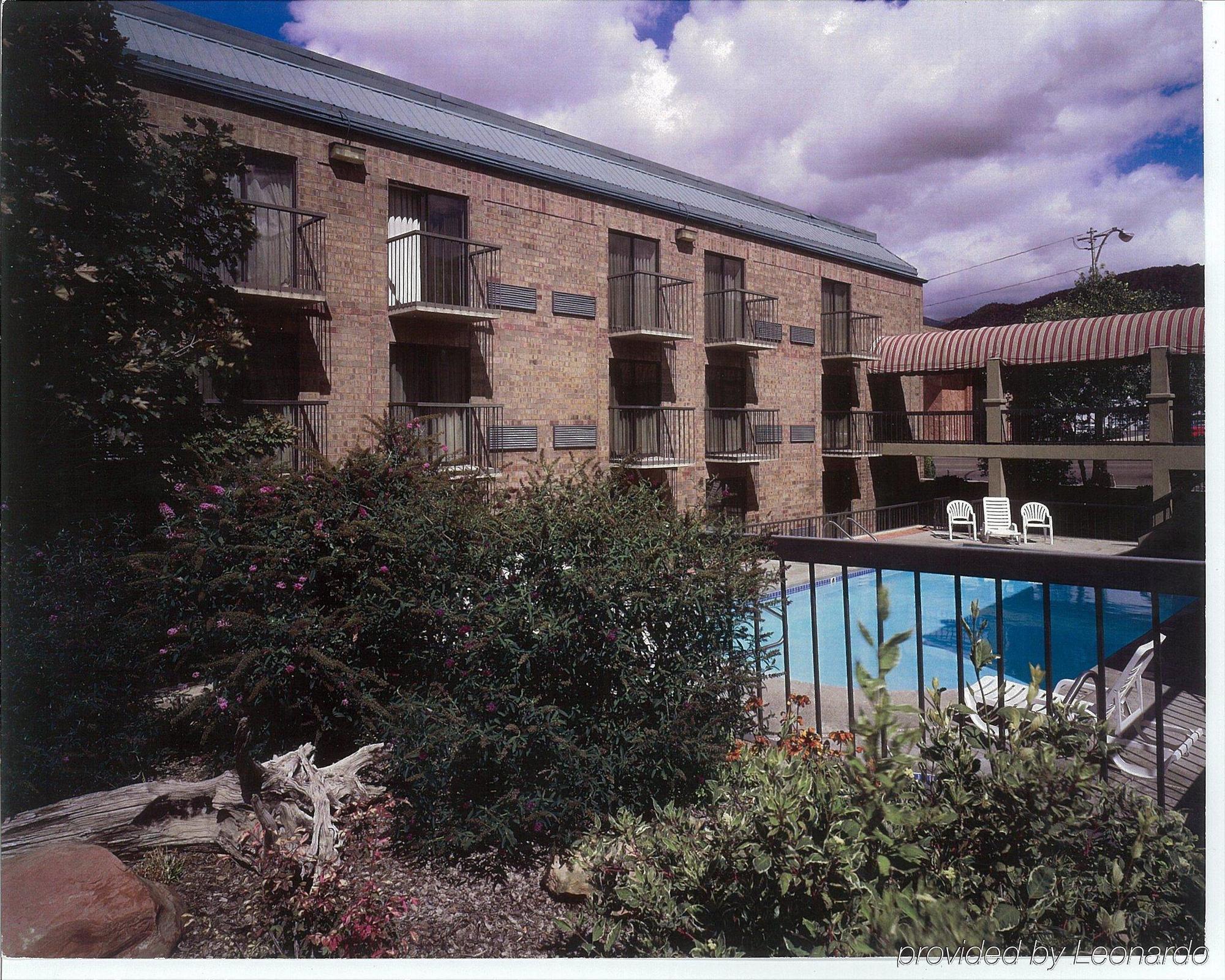 Stratford Court Hotel Cedar City Exterior foto